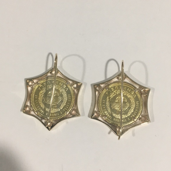 Vintage 22k Yellow Gold Venezuelan Coin Earrings - Picture 2 of 6